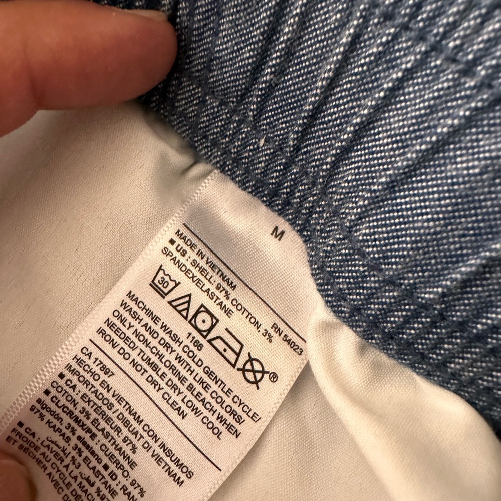 Shorts size M - Picture 3 of 3